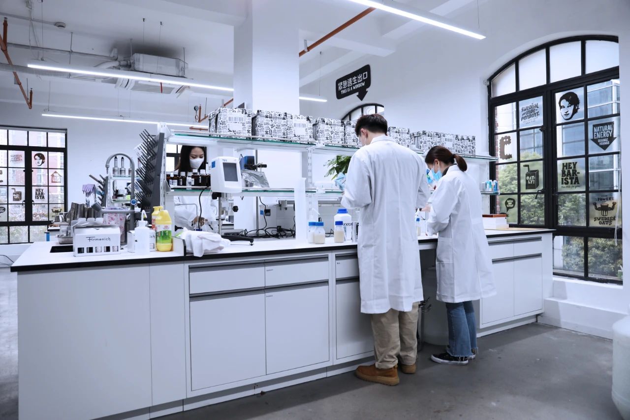 70e602a6-da22-42c0-aaa0-d642ec0b49c8