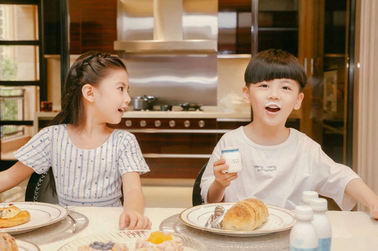 d382caaf-b171-4dc3-b265-8c4128188e57