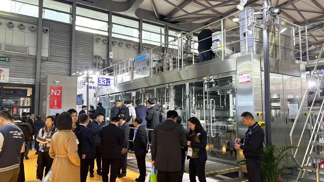 e2a58e44-40c9-40f3-a863-59d2d353cfbd